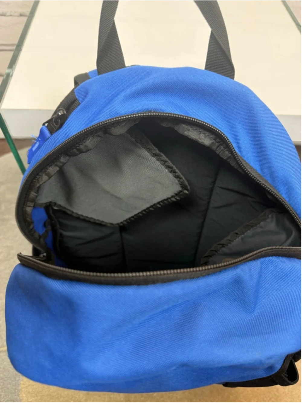 Nike Backpack Academy Blue Black Backpack Gym Bag 19x13x4 in Book Bag